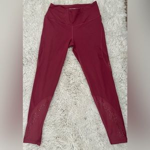 Victoria Secret Sport laser cut and mesh design detailed leggings medium